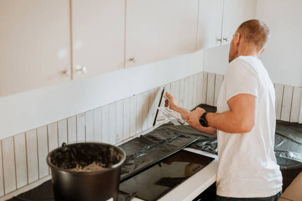 Backsplash Installation<br />
